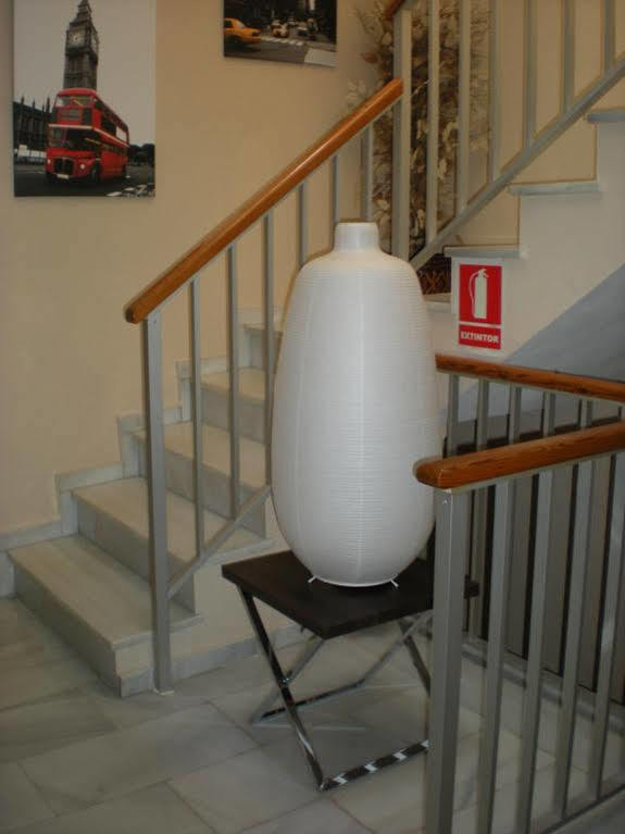 Hostal Tilos Malaga Luaran gambar