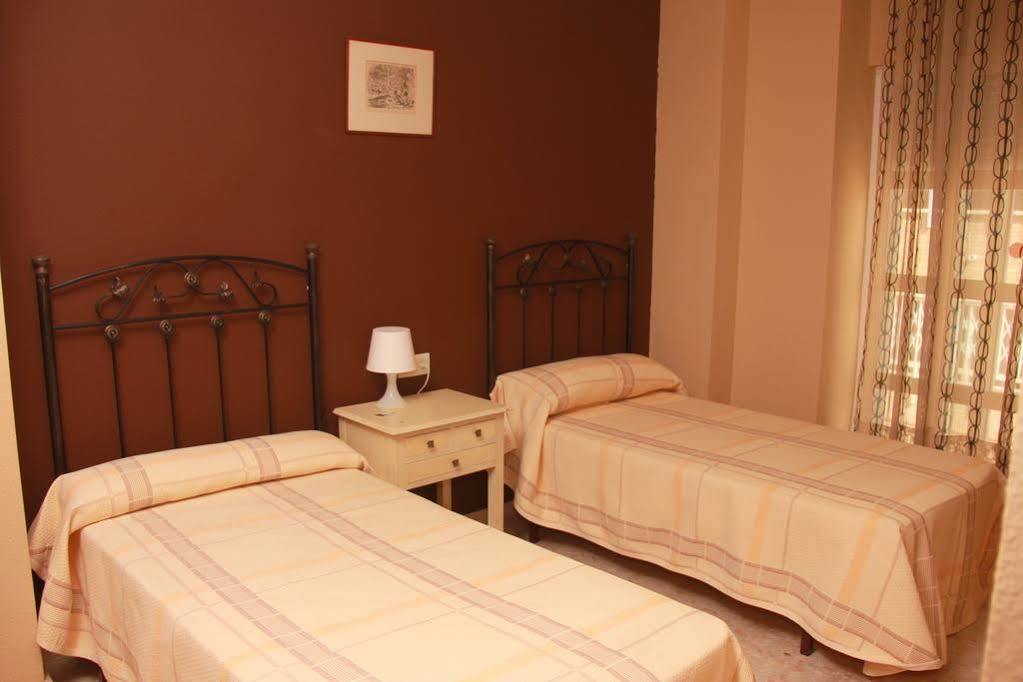 Hostal Tilos Malaga Luaran gambar